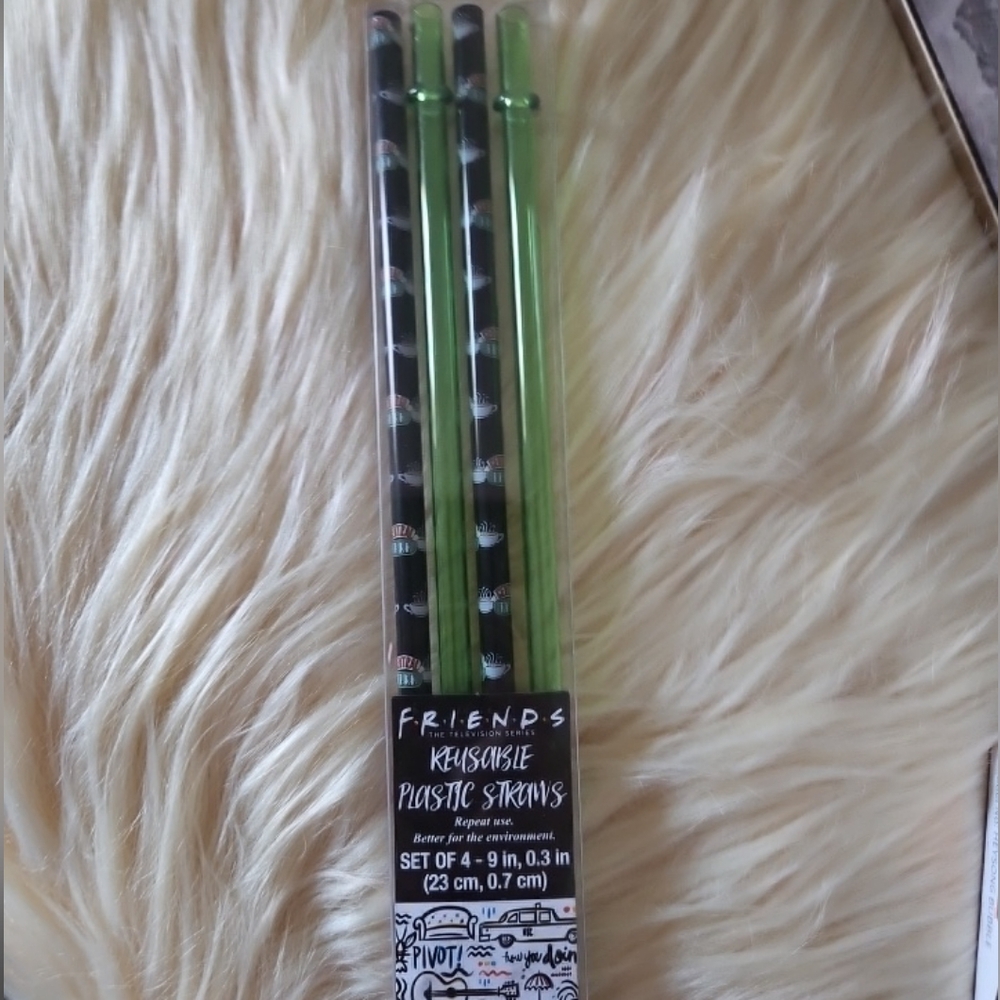 FRIENDS Central Perk Reusable Plastic Staws Set of 4